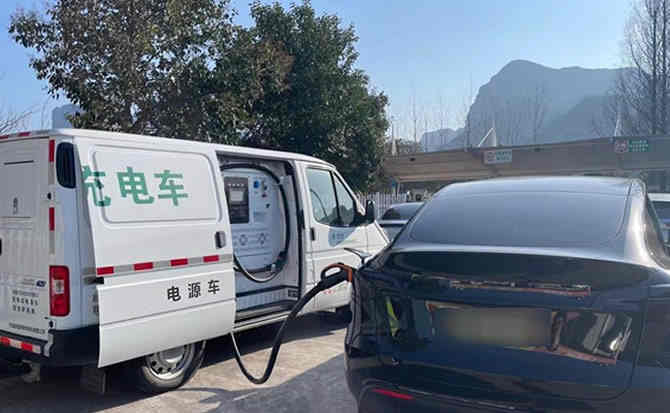 宁都汽车搭电